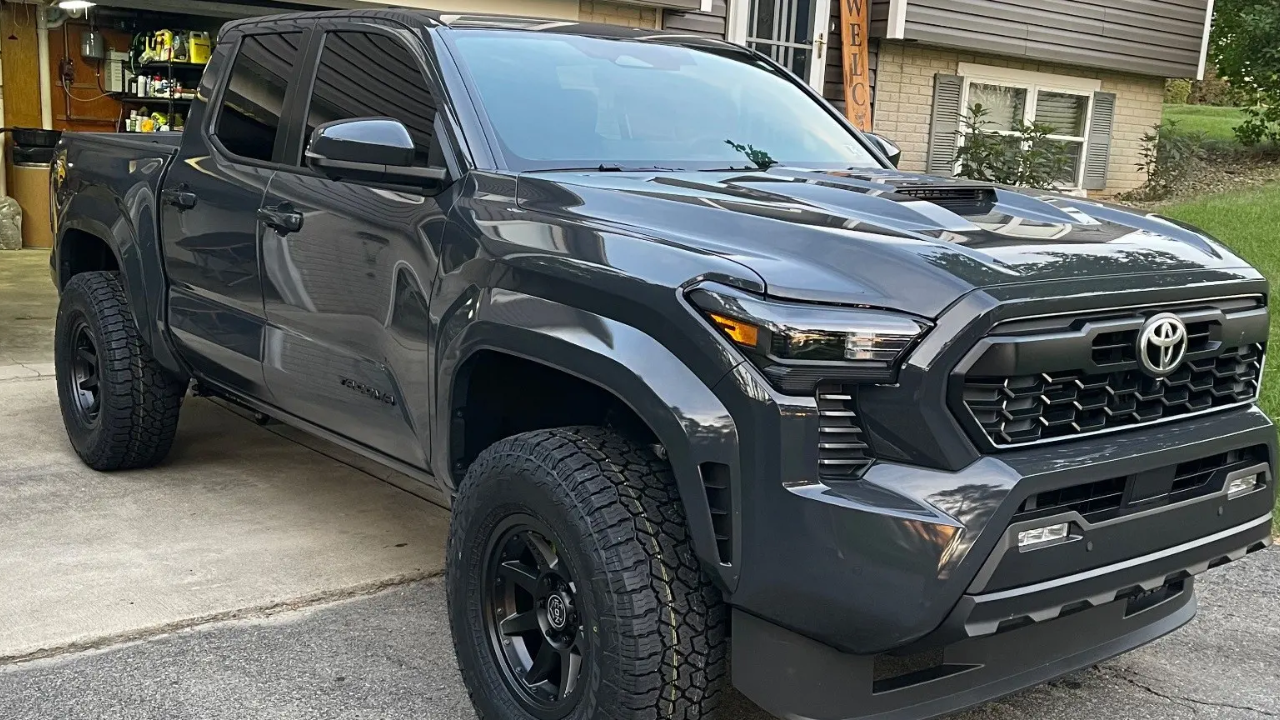Toyota Tacoma Owner Says Dealership Keeps Scratching His Wheels During Maintenance